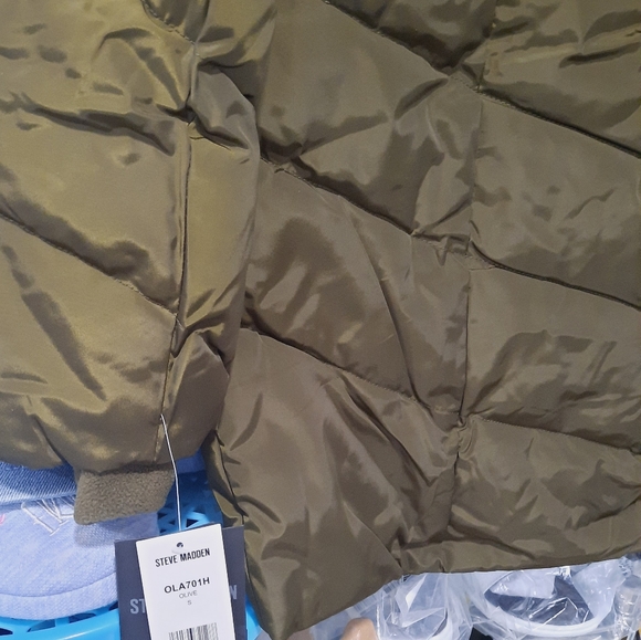 Steve Madden Olive Green Quilted Winter Coat NWT - Picture 10 of 15